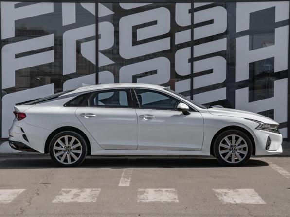 Kia K5 III с пробегом 2021 года, цена 2 350 000 рублей, 82505 км, седан, Автокод Объявления