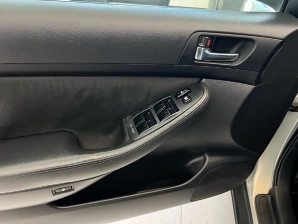 Toyota Avensis II Рестайлинг с пробегом 2008 года, цена 749 000 рублей, 334668 км, седан, Автокод Объявления