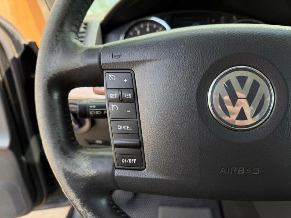 Volkswagen Touareg I Рестайлинг с пробегом 2008 года, цена 990 000 рублей, 214498 км, внедорожник, Автокод Объявления