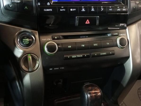 Toyota Land Cruiser 200 Series с пробегом 2009 года, цена 2 550 000 рублей, 236950 км, внедорожник, Автокод Объявления