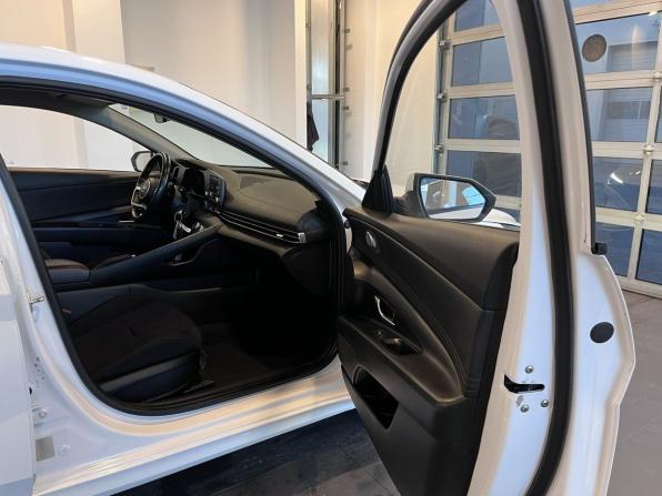Hyundai Elantra VII (CN7) с пробегом 2020 года, цена 2 050 000 рублей, 107355 км, седан, Автокод Объявления