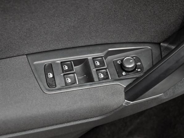 Volkswagen Tiguan II с пробегом 2018 года, цена 2 800 000 рублей, 155892 км, внедорожник, Автокод Объявления