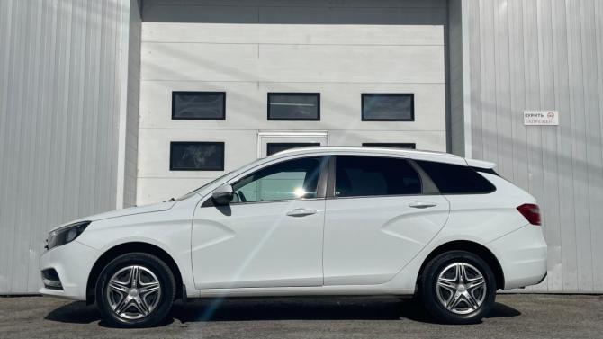 Lada (ВАЗ) Vesta I с пробегом 2021 года, цена 1 050 000 рублей, 118894 км, универсал, Автокод Объявления