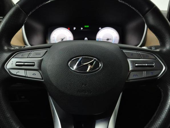 Hyundai Santa Fe IV Рестайлинг с пробегом 2020 года, цена 3 120 000 рублей, 103141 км, внедорожник, Автокод Объявления