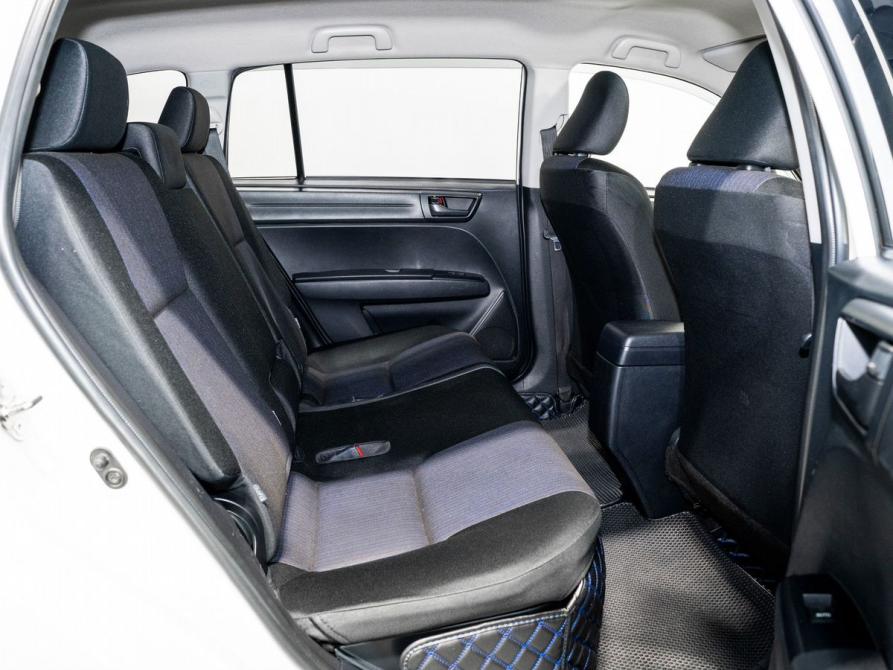 Toyota Corolla XI (E160 E170) Рестайлинг 2 Чита  - изображение 5