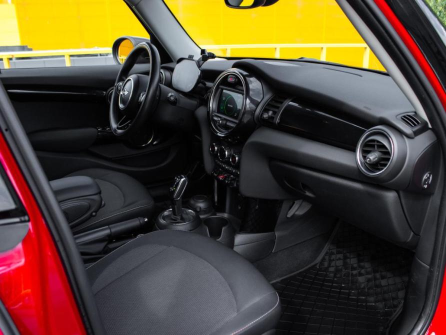 Mini Hatch III (F55/F56) Рестайлинг Москва  - изображение 9