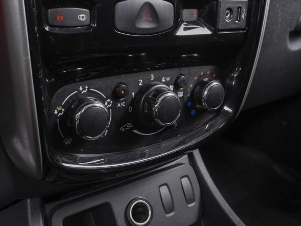 Nissan Terrano III (D10) с пробегом 2015 года, цена 1 050 000 рублей, 147377 км, внедорожник, Автокод Объявления