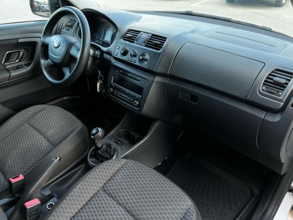 Skoda Fabia II Рестайлинг с пробегом 2011 года, цена 768 000 рублей, 210221 км, универсал, Автокод Объявления