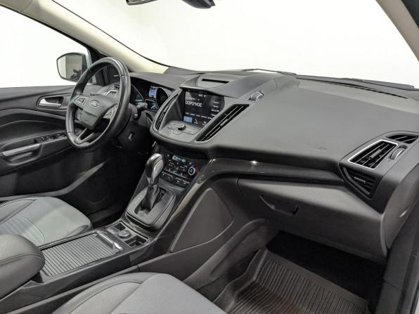 Ford Kuga II Рестайлинг с пробегом 2017 года, цена 1 840 000 рублей, 82431 км, внедорожник, Автокод Объявления