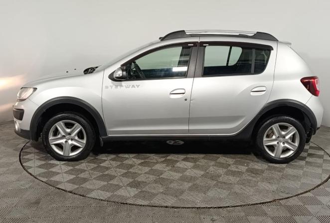 Renault Sandero II с пробегом 2018 года, цена 1 140 000 рублей, 119600 км, хэтчбек, Автокод Объявления