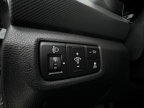 Hyundai Creta I с пробегом 2018 года, цена 1 880 000 рублей, 91874 км, внедорожник, Автокод Объявления