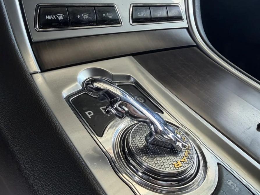 Jaguar XF I Рестайлинг Березовский  - изображение 7