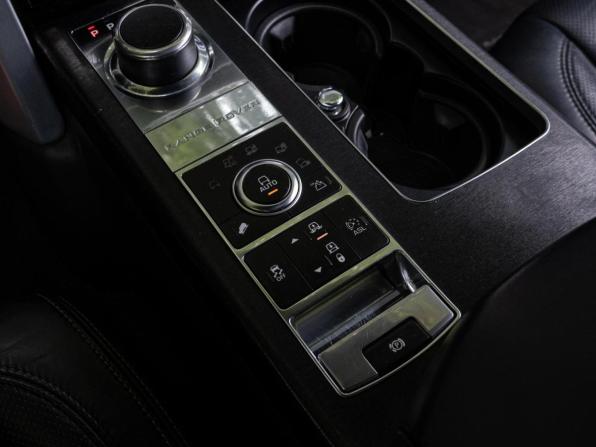 Land Rover Range Rover IV с пробегом 2015 года, цена 4 350 000 рублей, 242056 км, внедорожник, Автокод Объявления