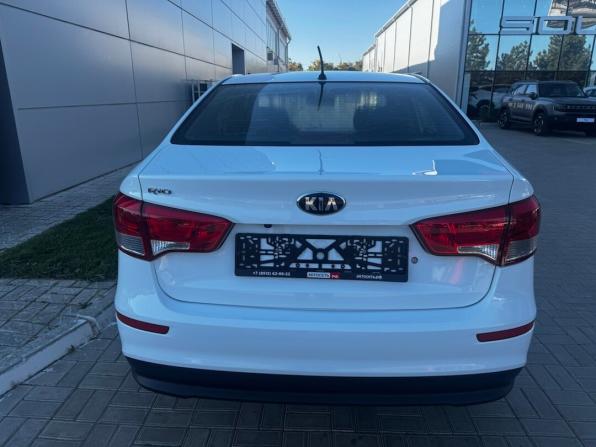 Kia Rio III Рестайлинг с пробегом 2015 года, цена 949 900 рублей, 126297 км, седан, Автокод Объявления