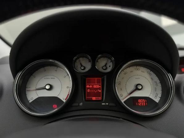 Peugeot 308 I с пробегом 2011 года, цена 599 000 рублей, 112331 км, хэтчбек, Автокод Объявления