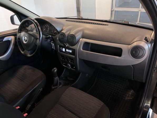 Renault Logan I Рестайлинг с пробегом 2010 года, цена 260 000 рублей, 223826 км, седан, Автокод Объявления