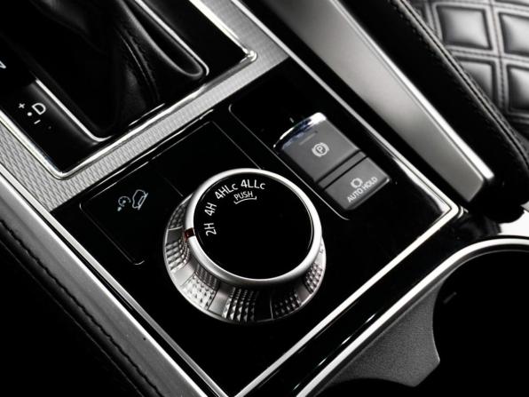 Mitsubishi Montero Sport III Рестайлинг с пробегом 2022 года, цена 4 249 000 рублей, 53972 км, внедорожник, Автокод Объявления