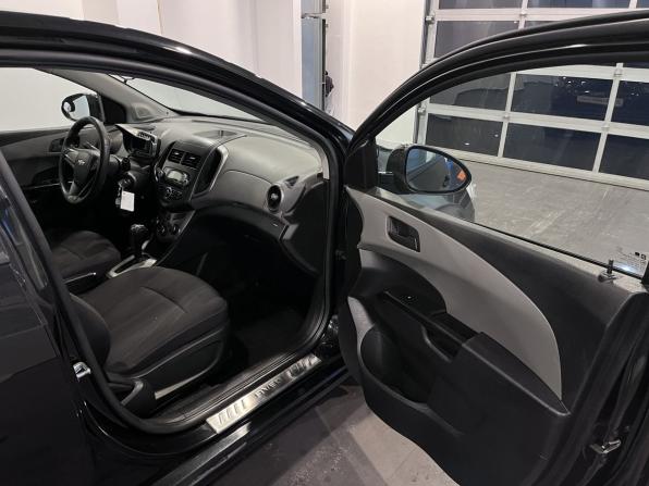 Chevrolet Aveo II с пробегом 2012 года, цена 600 000 рублей, 156356 км, седан, Автокод Объявления