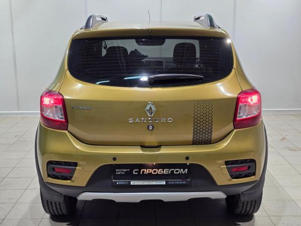 Renault Sandero II Рестайлинг с пробегом 2018 года, цена 1 135 000 рублей, 129350 км, хэтчбек, Автокод Объявления