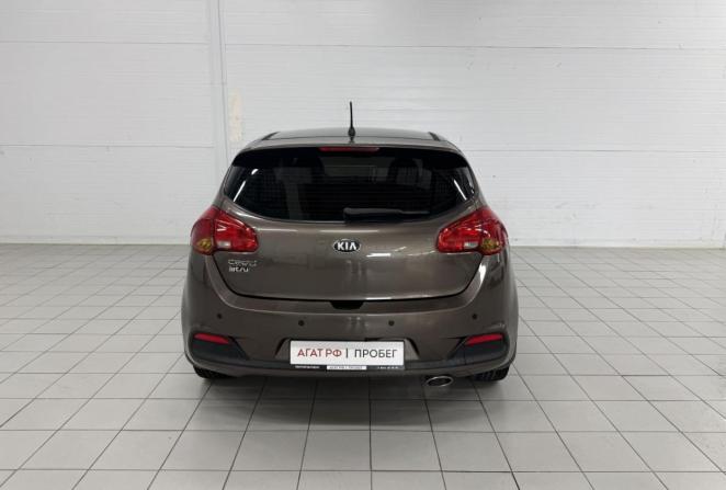 Kia Ceed II с пробегом 2012 года, цена 910 000 рублей, 256022 км, универсал, Автокод Объявления