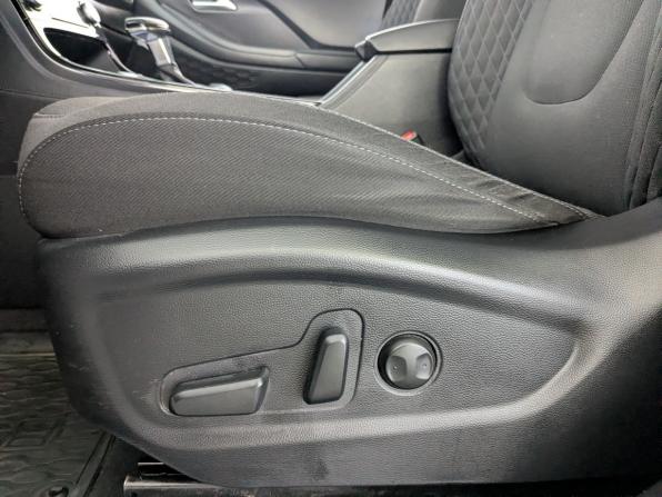 Hyundai Creta II с пробегом 2021 года, цена 2 500 000 рублей, 84097 км, внедорожник, Автокод Объявления