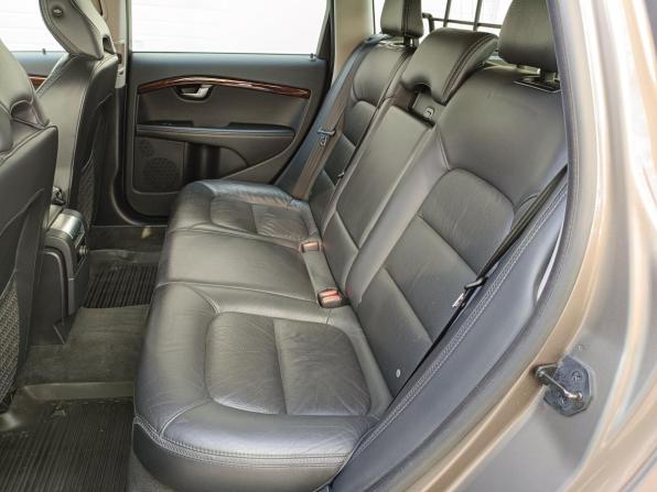 Volvo XC70 II с пробегом 2012 года, цена 1 349 000 рублей, 342102 км, универсал, Автокод Объявления