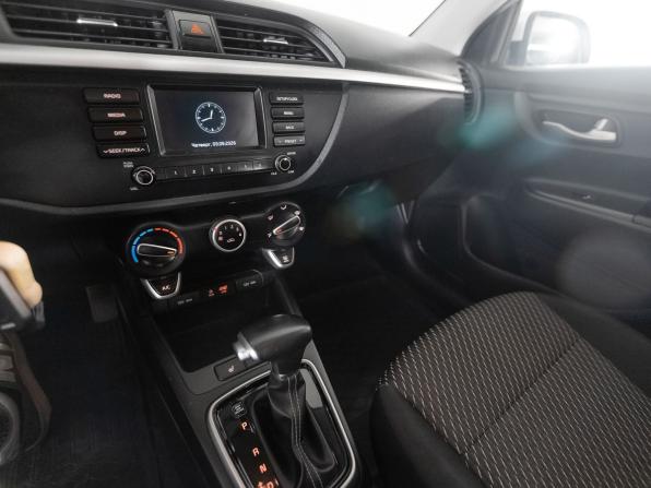 Kia Rio IV с пробегом 2018 года, цена 1 325 000 рублей, 133158 км, седан, Автокод Объявления