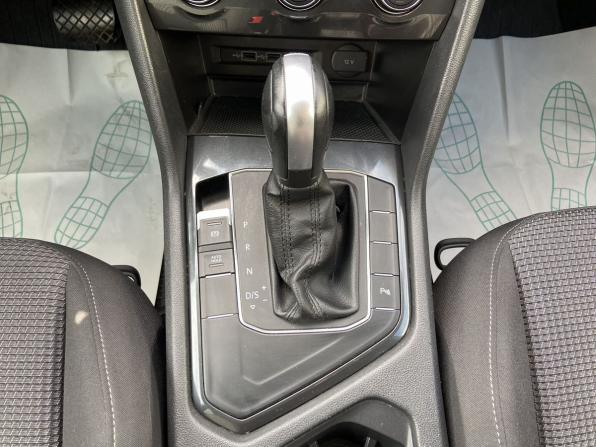 Volkswagen Tiguan II с пробегом 2019 года, цена 1 998 000 рублей, 153000 км, внедорожник, Автокод Объявления
