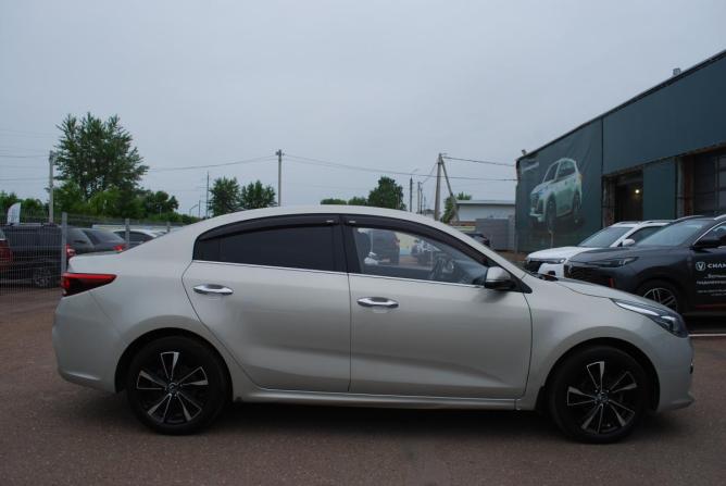 Kia Rio IV с пробегом 2017 года, цена 1 380 000 рублей, 73012 км, седан, Автокод Объявления