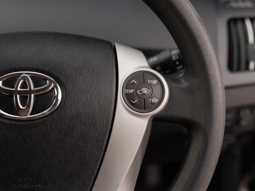 Toyota Prius III Рестайлинг (XW30) Новосибирск  - изображение 13