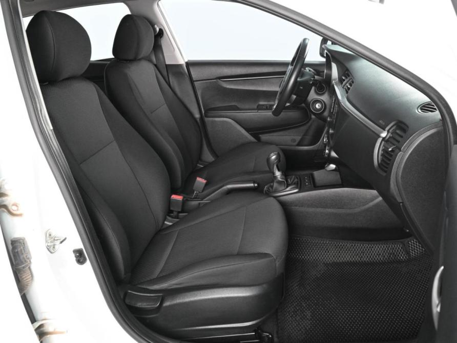 Kia Rio IV Рестайлинг Ростов-на-Дону  - изображение 8