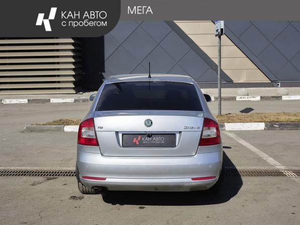 Skoda Octavia II (A5) Рестайлинг с пробегом 2013 года, цена 670 000 рублей, 309104 км, лифтбек, Автокод Объявления