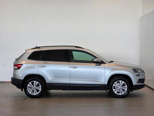 Skoda Karoq I с пробегом 2021 года, цена 2 445 000 рублей, 41474 км, внедорожник, Автокод Объявления