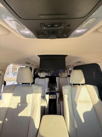 Toyota Alphard III Рестайлинг с пробегом 2018 года, цена 3 799 995 рублей, 240330 км, минивэн, Автокод Объявления