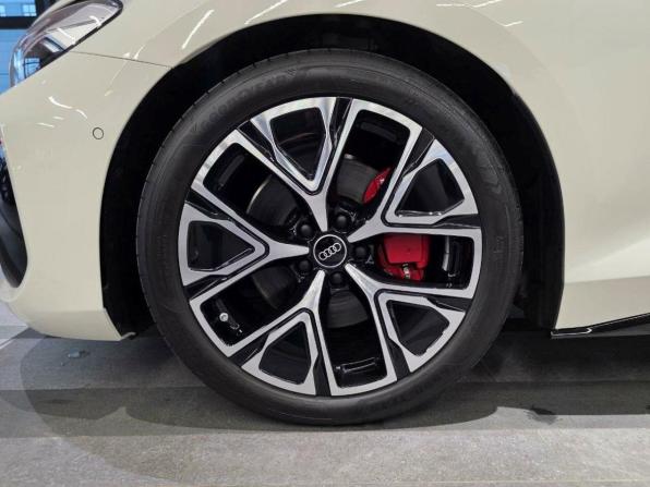Новый Audi A5 III (B10) 2025 года, цена 6 830 000 рублей, лифтбек, Автокод Объявления