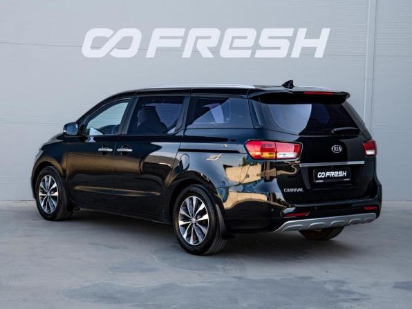 Kia Carnival III с пробегом 2017 года, цена 2 550 000 рублей, 131413 км, минивэн, Автокод Объявления