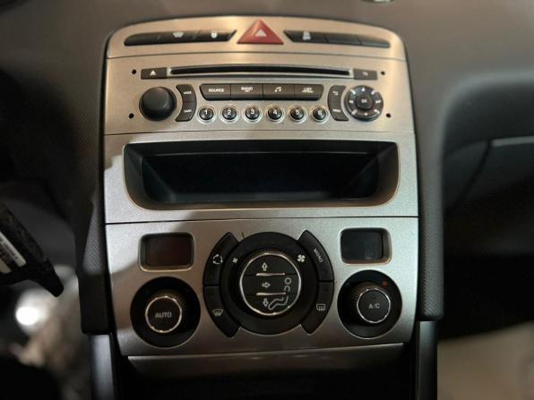 Peugeot 408 I с пробегом 2014 года, цена 420 000 рублей, 303650 км, седан, Автокод Объявления