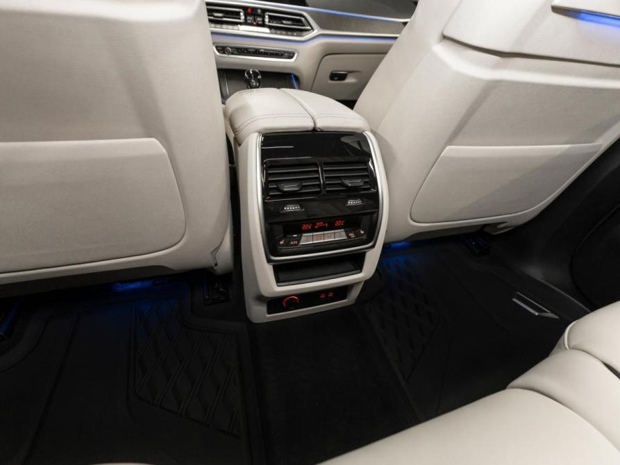 BMW X7 I (G07) Москва  - изображение 20