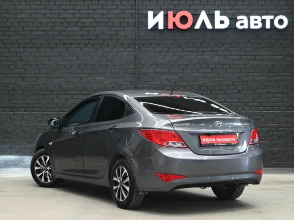 Hyundai Solaris I Рестайлинг с пробегом 2014 года, цена 680 000 рублей, 293461 км, седан, Автокод Объявления