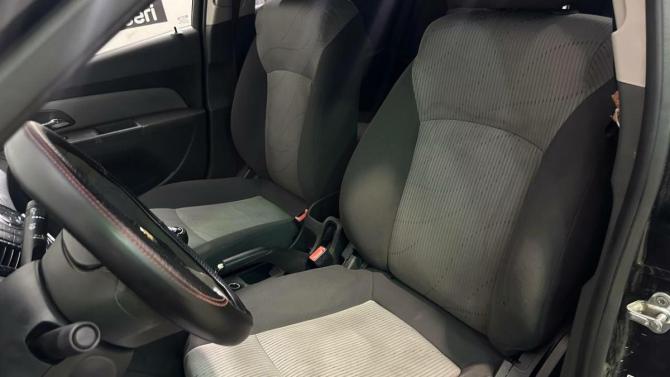 Chevrolet Cruze I с пробегом 2010 года, цена 511 000 рублей, 210000 км, седан, Автокод Объявления