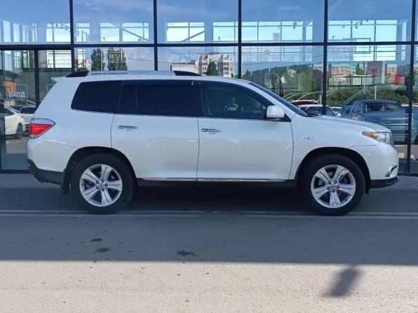Toyota Highlander II (XU40) Рестайлинг с пробегом 2012 года, цена 1 950 000 рублей, 304362 км, внедорожник, Автокод Объявления