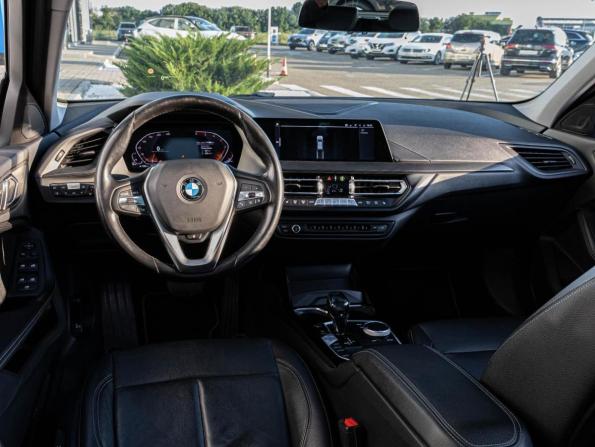 BMW 1 серии III (F40) с пробегом 2019 года, цена 3 099 000 рублей, 117688 км, хэтчбек, Автокод Объявления