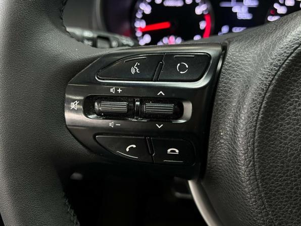 Kia Rio IV с пробегом 2018 года, цена 1 530 000 рублей, 44498 км, хэтчбек, Автокод Объявления