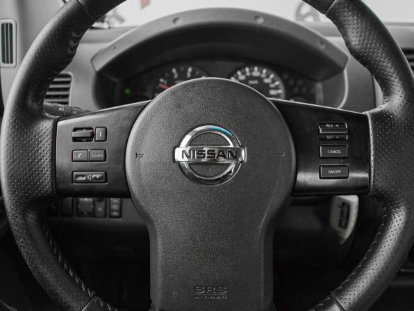 Nissan Navara (Frontier) III (D40) с пробегом 2008 года, цена 1 265 000 рублей, 302057 км, пикап, Автокод Объявления