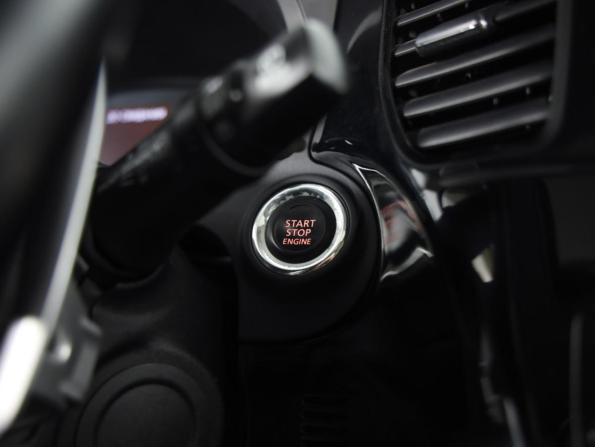 Mitsubishi Outlander III Рестайлинг 2 с пробегом 2016 года, цена 2 069 000 рублей, 173882 км, внедорожник, Автокод Объявления