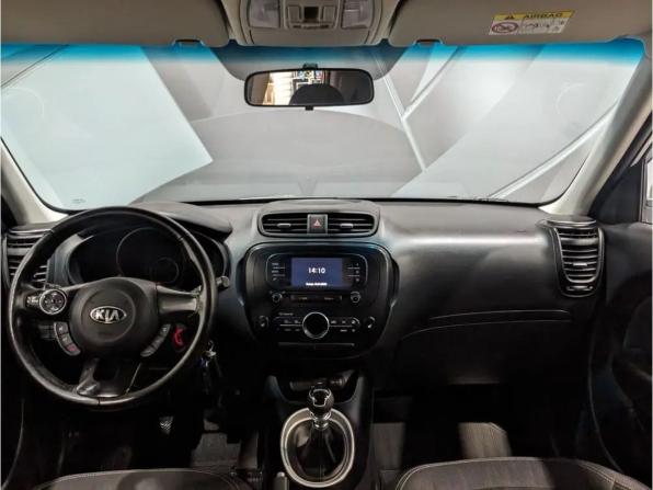 Kia Soul II Рестайлинг с пробегом 2017 года, цена 1 180 000 рублей, 199000 км, хэтчбек, Автокод Объявления