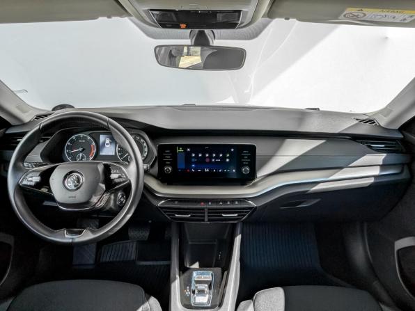 Skoda Octavia IV (A8) с пробегом 2021 года, цена 2 360 000 рублей, 53274 км, лифтбек, Автокод Объявления
