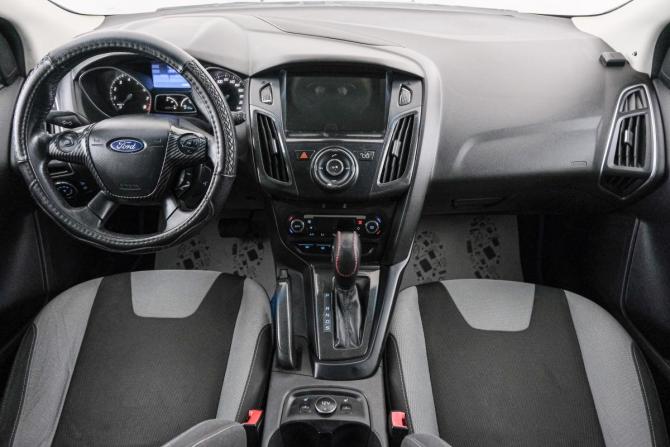 Ford Focus III с пробегом 2012 года, цена 899 000 рублей, 242313 км, хэтчбек, Автокод Объявления
