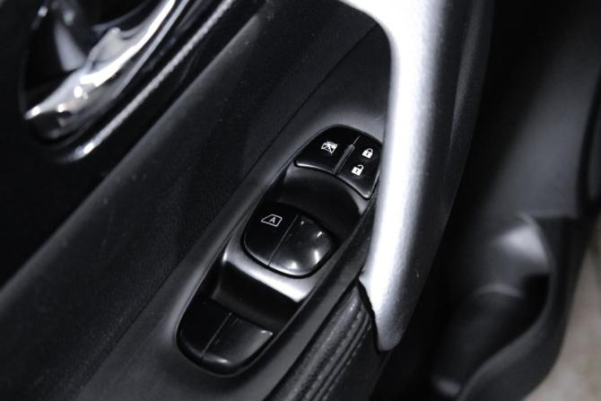 Nissan X-Trail III с пробегом 2015 года, цена 1 399 900 рублей, 265954 км, внедорожник, Автокод Объявления