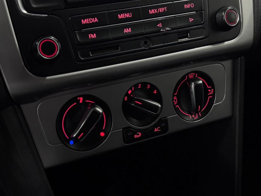 Volkswagen Polo V Новосибирск  - изображение 17